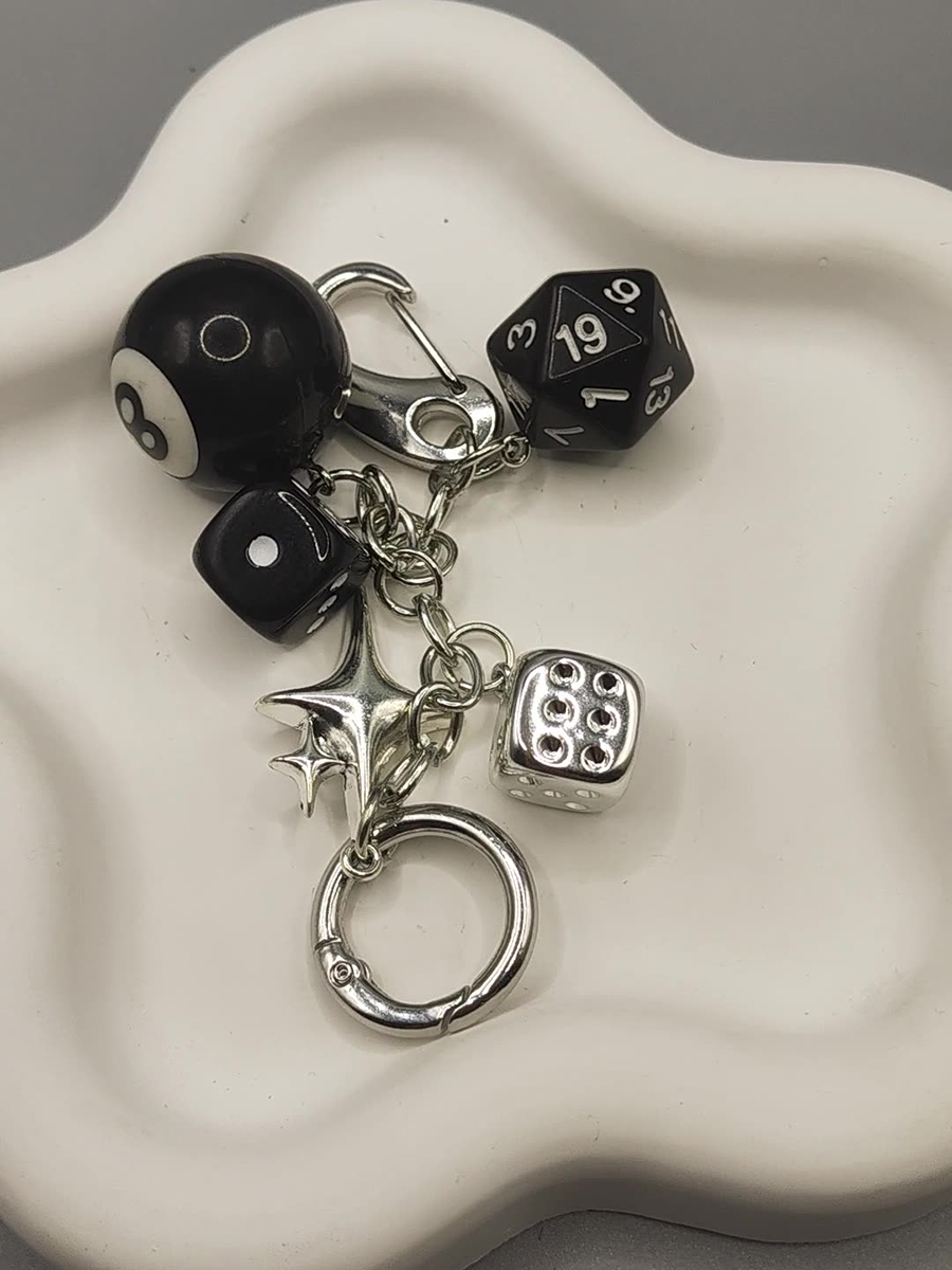 Ster dobbelstenen zwarte acht  - Retro Gaming Keychain recensie en prijs